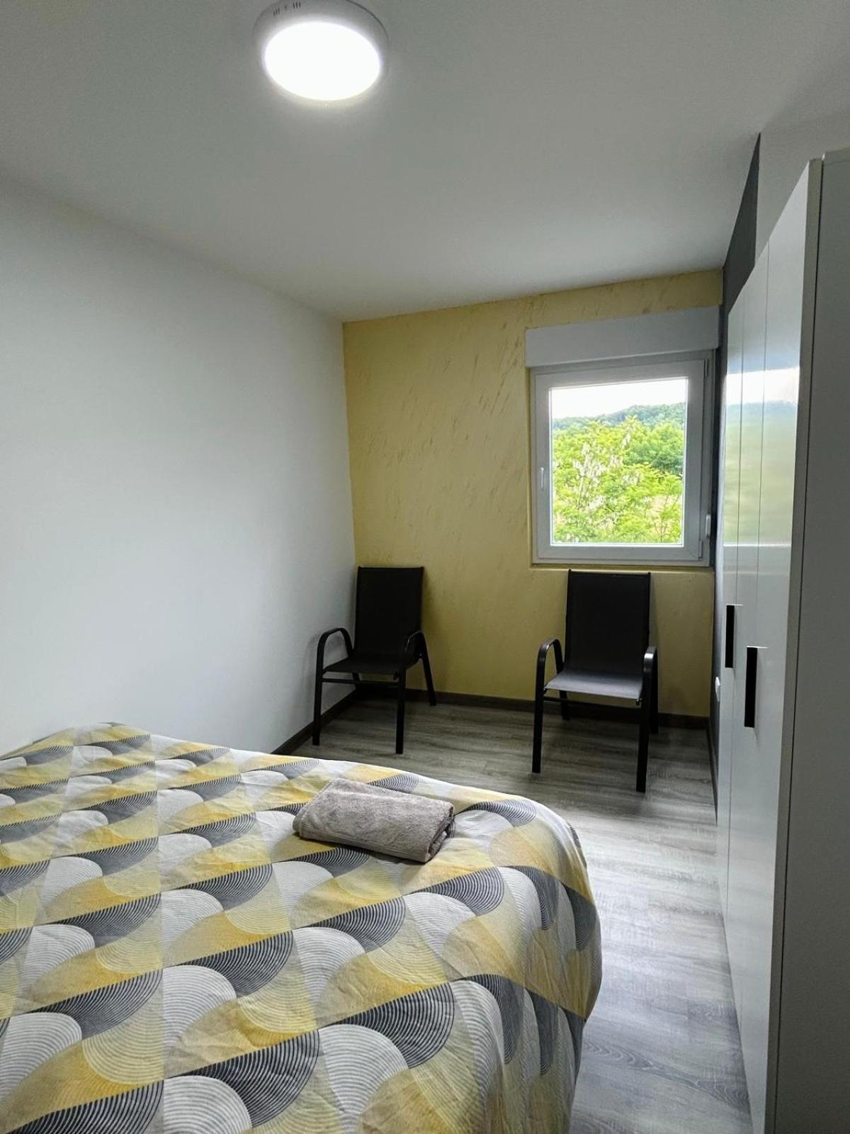 Apartamento Zlatna Plaza Bratunac Exterior foto